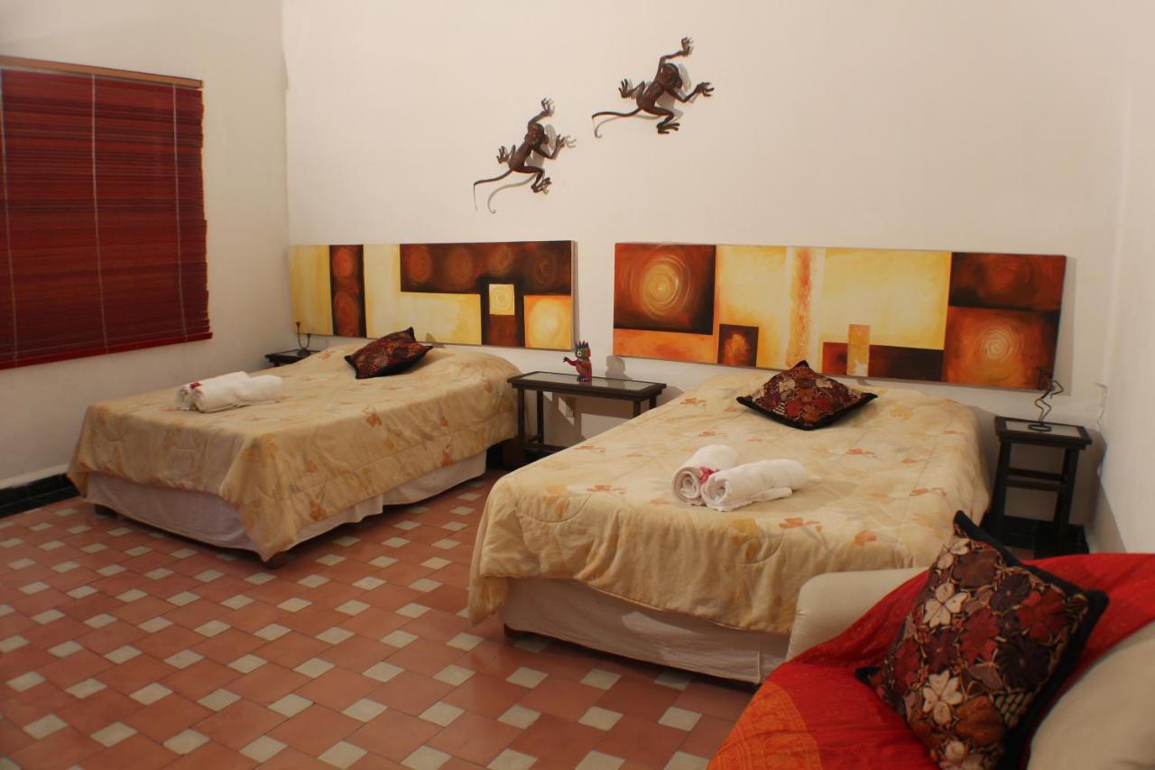 Casa Madero Rooms Cuernavaca Exteriör bild
